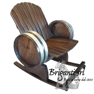 Sedia a dondolo da botte di legno